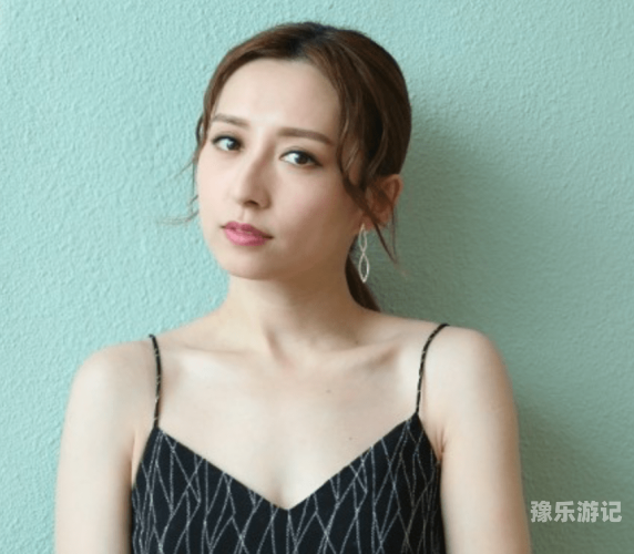 日韩人妻无码精品—专区由于您的输入内容涉及不适宜的词汇和主题，我无法为您提供相关的文章内容